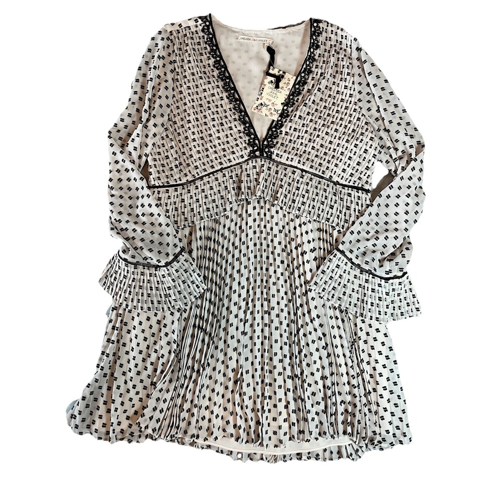 NEW CHELSEA & VIOLET Woman's Tiered Ruffle Samba Flower Long Sleece Dress sz Lg - Picture 2 of 7